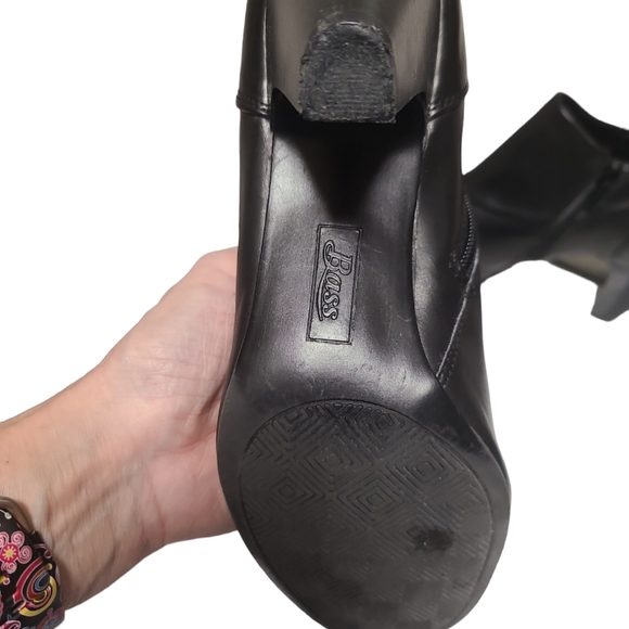 Bass Mila bootie size 8-1/2M - Picture 8 of 15